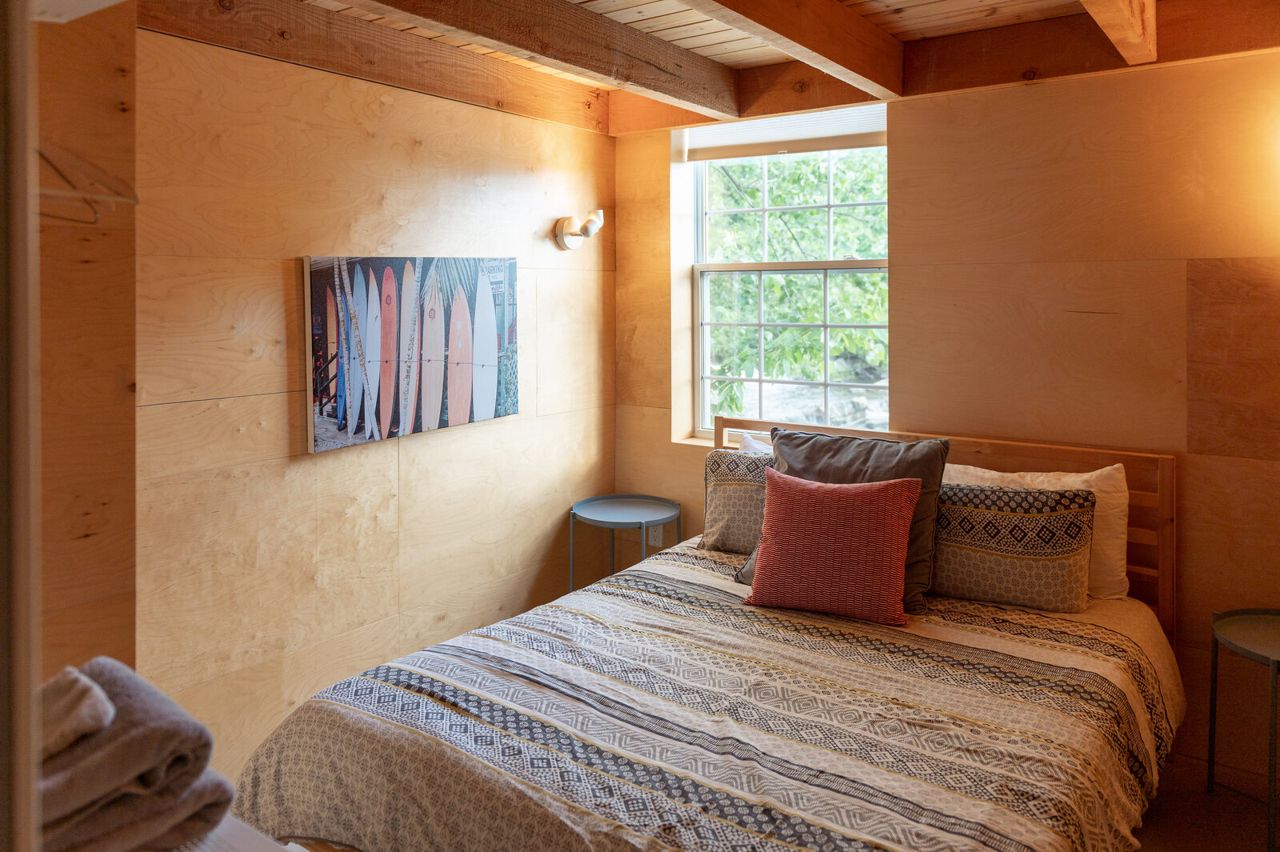 Chambre 1 — lit queen